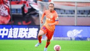 东体：在汪海健还是黄政宇上，事实证明伊万的决定并不完全正确